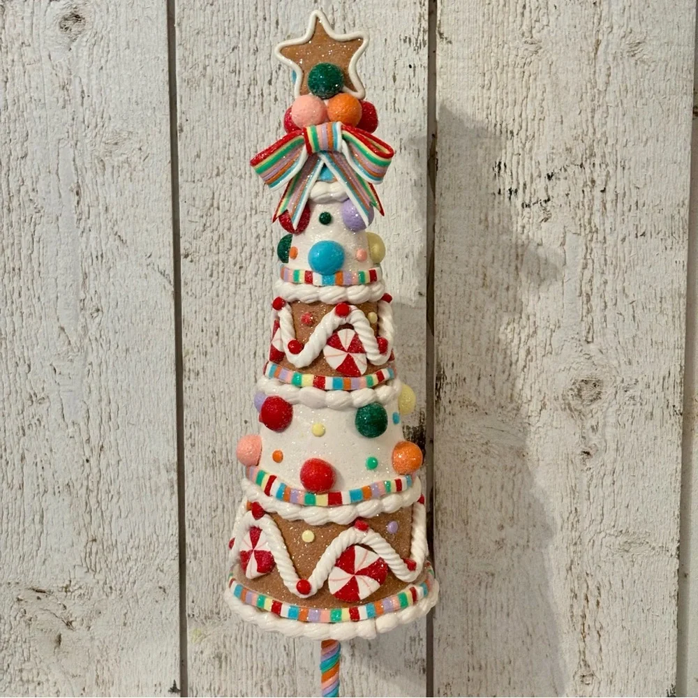 Cupcakes and Cashmere Gingerbread Candy Land Frosted Holiday‎ Christmas Tree NEW